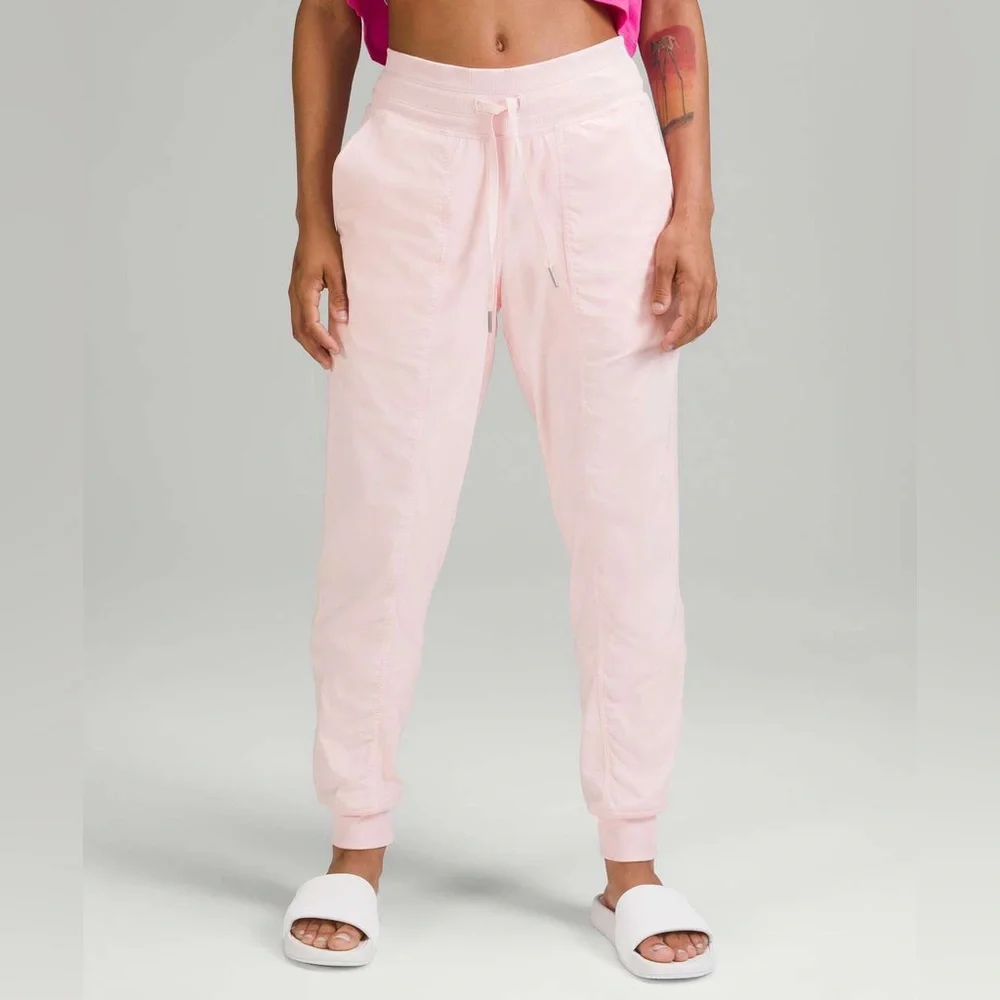 Lululemon Dance Studio Mid-Rise Lined Jogger Pink Size 8 - Picture 1 of 15